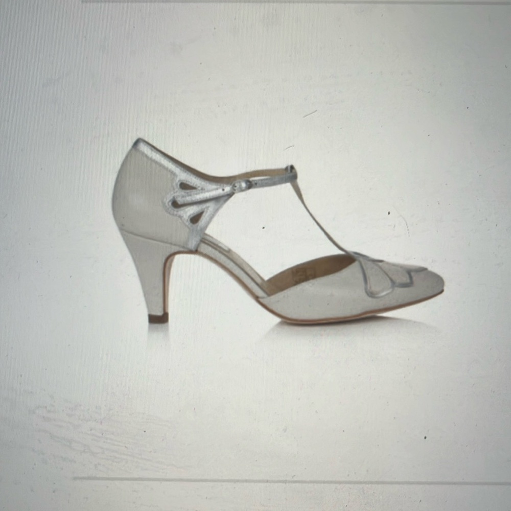 Rachel Simpson Gardenia II Ivory heels never worn before